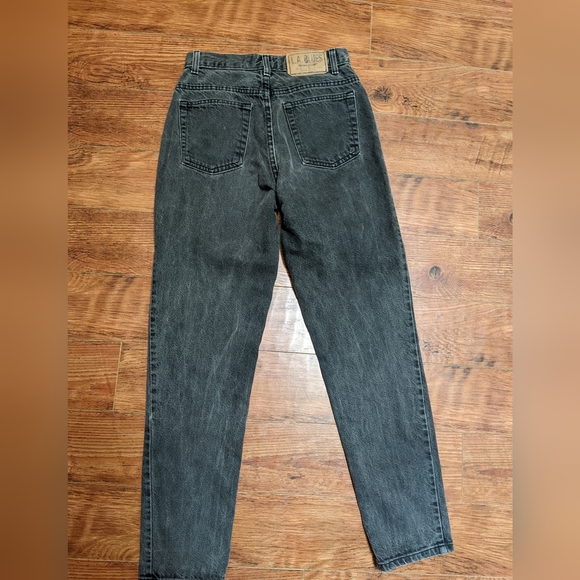 LA Blues super high rise tapered mom jeans - Picture 7 of 9